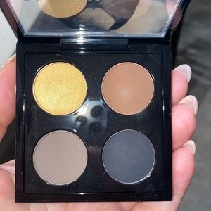 New MAC shadow palette in Maleficent